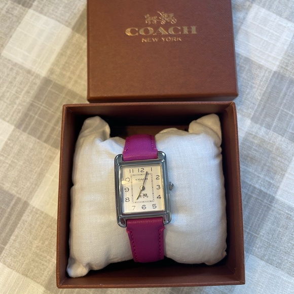 Coach Leather Watch NWT - Picture 9 of 9